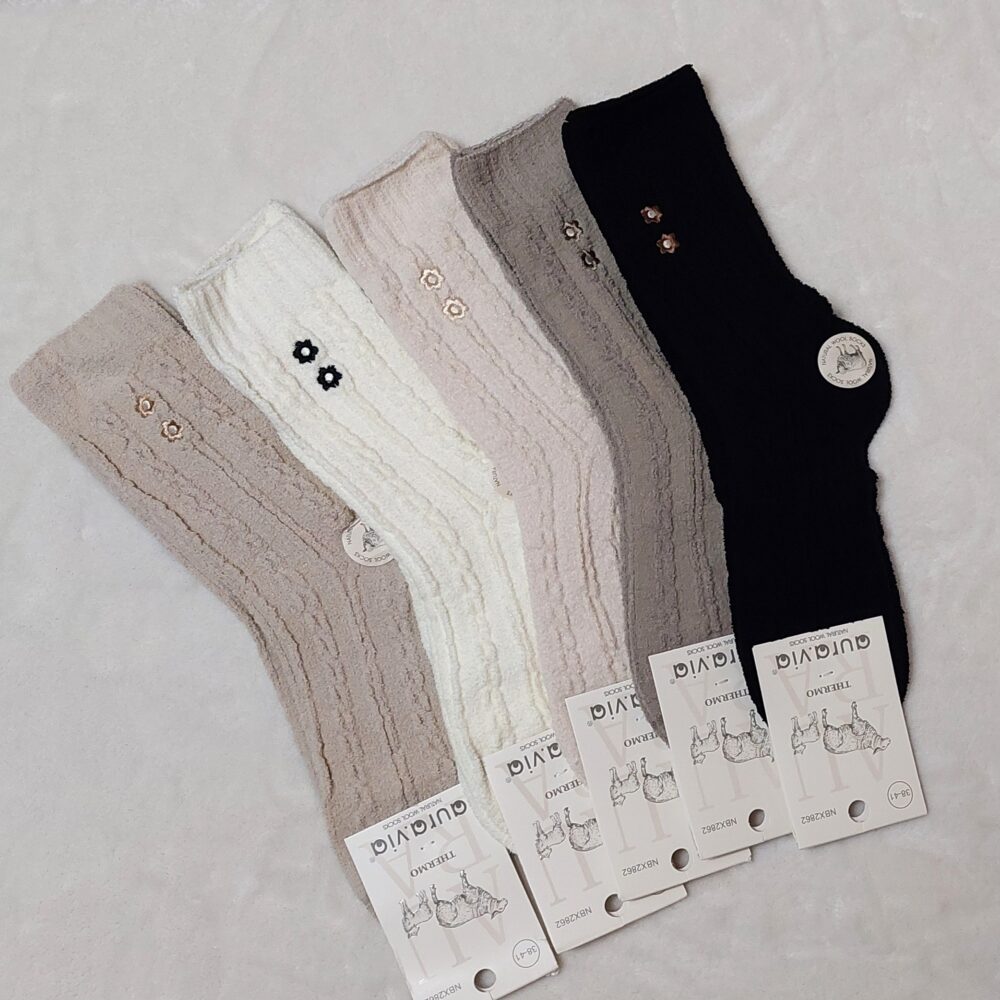 Ciepłe Skarpety Damskie - Wełna Alpaka z kwiatuszkiem