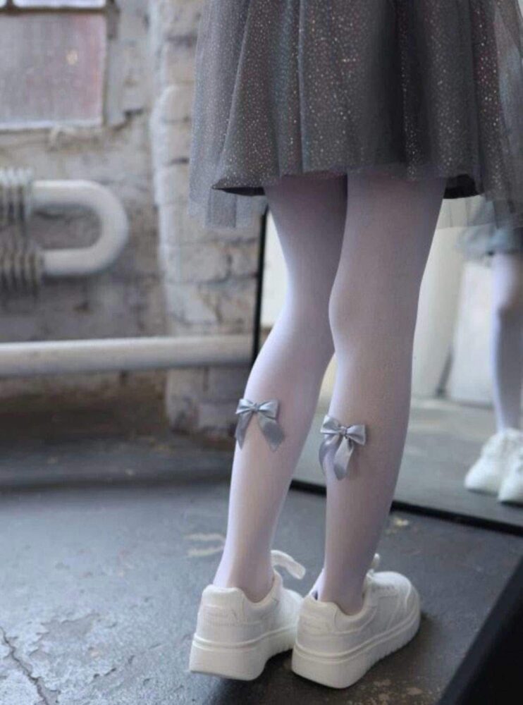 Rajstopy z kokardkami - Niemowlęce - obrazek 2